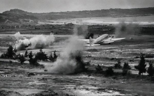 1958年美艦為蔣“護航”，葉飛請示打不打，毛主席指示：照打不誤