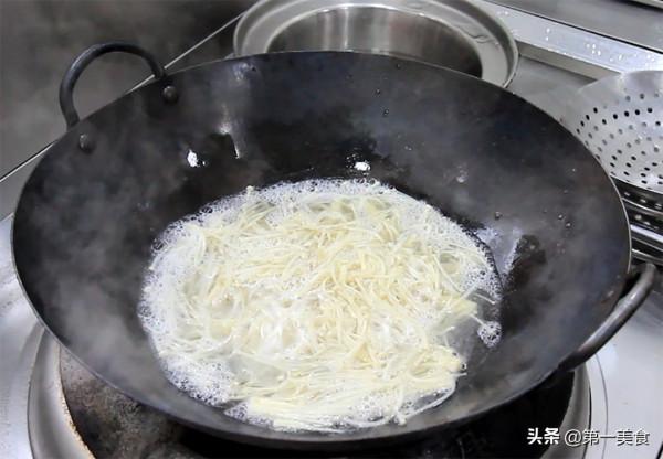 乾燥寒冷的冬天，5道熱乎乎的燉菜吃起來，潤燥驅寒，常吃少上火