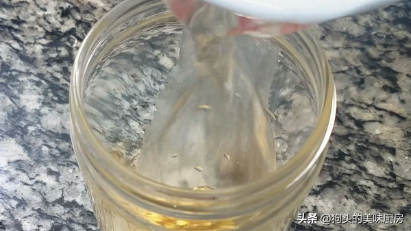 冬至吃芝麻花生湯圓，不如試試薑汁紅糖湯圓，暖身暖胃，營養美味