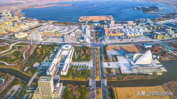 上海第二大人工湖“滴水湖”，原來是鹹水的，上海夢幻造城的傑作