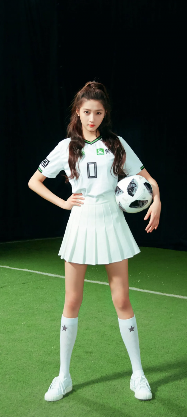 關曉彤桌布 關曉彤桌布