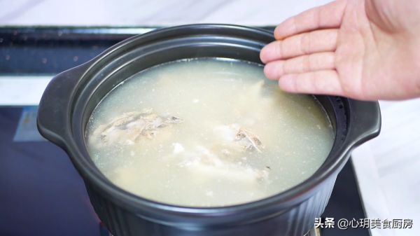 年夜飯最硬的一道壓軸菜，寓意虎年萬事如意，學會人人誇你是大廚