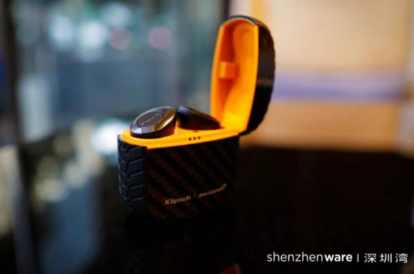 盧米埃影院的音響、兩千多元的 TWS 耳機、邁凱倫的聯名，我們與傑士聊了聊高階打法