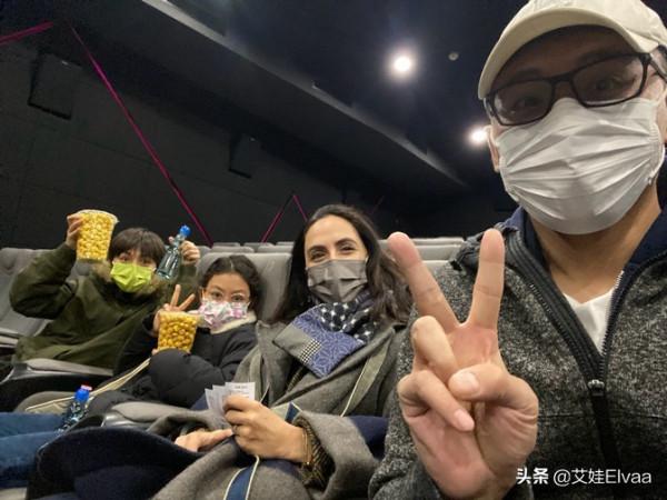 劉燁大手筆！影院包場為老婆慶生，混血嬌妻穿大衣顏值高階似明星