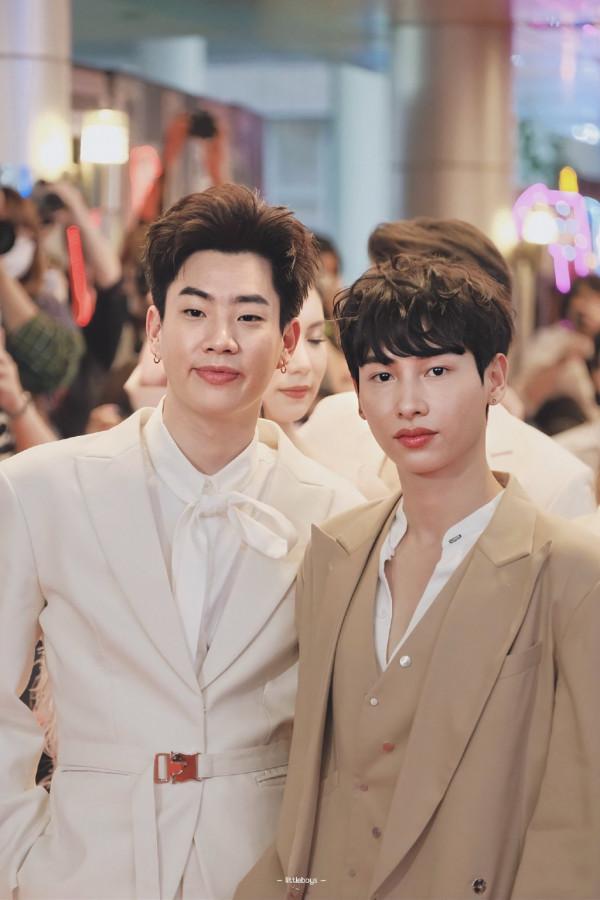 「多圖預警」OffGun般配的情侶裝：OG著名時尚夫夫