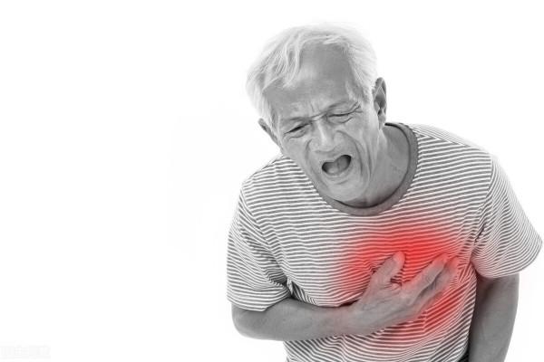 冬季如何預防肺心病加重？