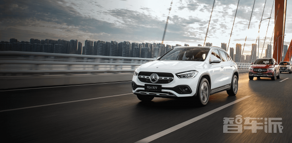 早報:小米筆記本雙12大促來了 賓士GLA全系售價下調 早報:小米筆記本雙12大促來了 賓士GLA全系售價下調