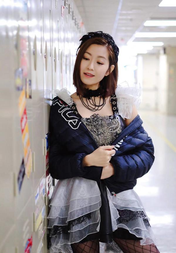 TVB影后陳自瑤,一種令人心動的美 TVB影后陳自瑤,一種令人心動的美