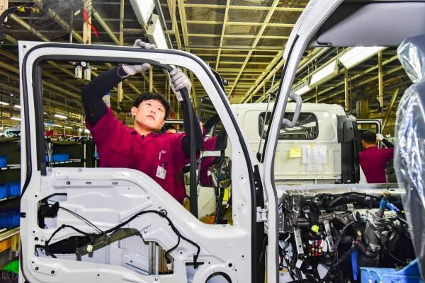 全球正處於大變局時代,我國也面臨許多困境,未來五年很關鍵 全球正處於大變局時代,我國也面臨許多困境,未來五年很關鍵