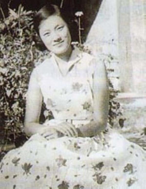 王海容:毛主席身邊的美女翻譯,深受周總理喜愛,可惜終身未嫁 王海容:毛主席身邊的美女翻譯,深受周總理喜愛,可惜終身未嫁