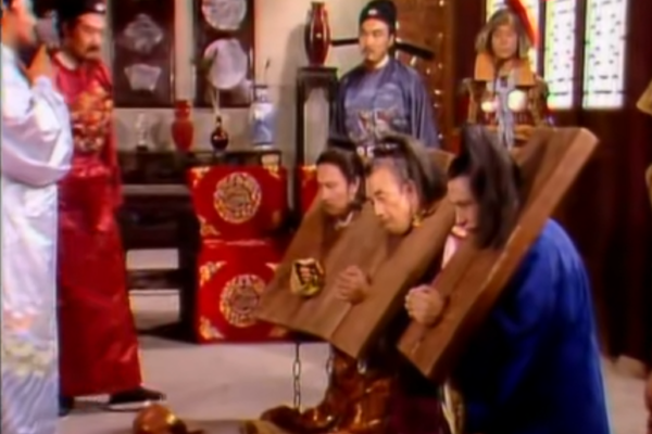 曹雪芹家是怎麼得罪雍正的，居然落得到抄家的地步？