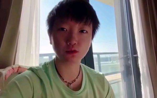 國乒最新隔離影片！孫穎莎呆萌可愛，王楚欽變“話癆”？
