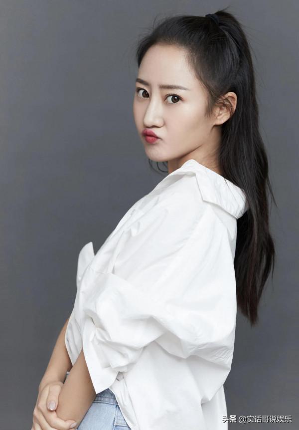 著名導演邀請陳亞楠拜師演電影，朱美璇唱響《酒廊情歌》