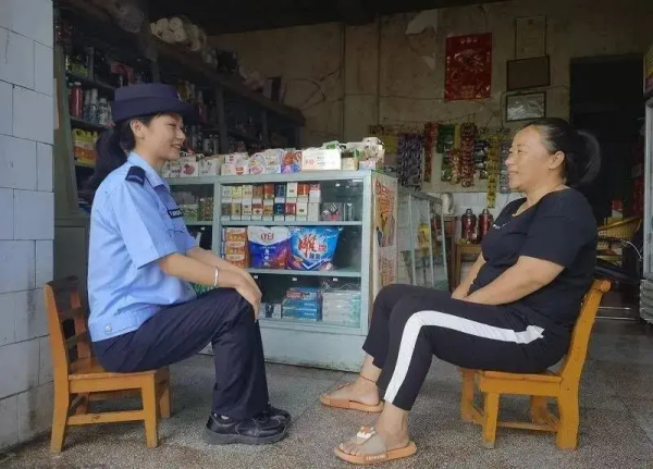 他們之間的浪漫是為愛奔赴千里，是並肩作戰的牽掛