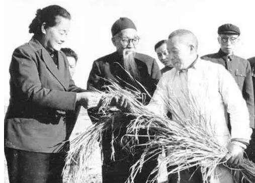 她是首任司法部長,為國奉獻一生,活了85歲,逝世前捐出全部家產 她是首任司法部長,為國奉獻一生,活了85歲,逝世前捐出全部家產