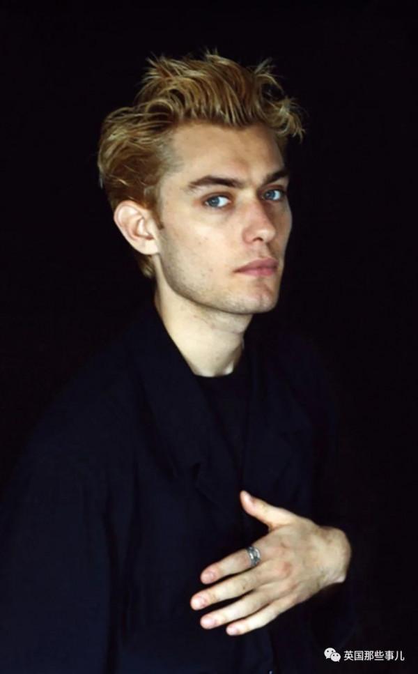 一波贏了基因彩票的星二代，完美的遺傳了父母的美貌