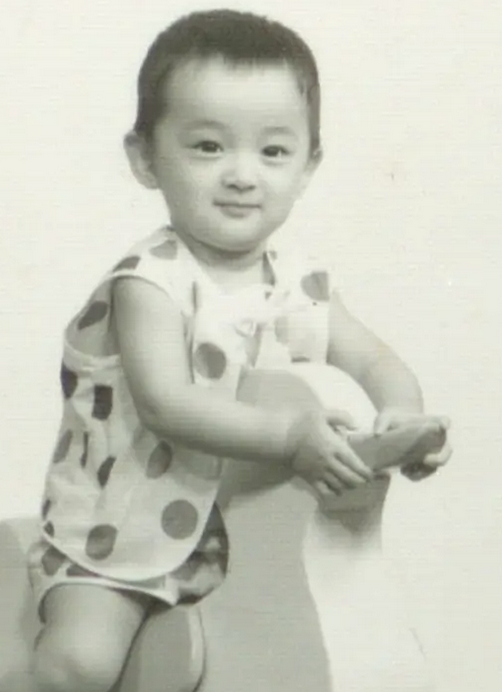 胡歌的起落人生，和他生命中深愛過的2個重要女人