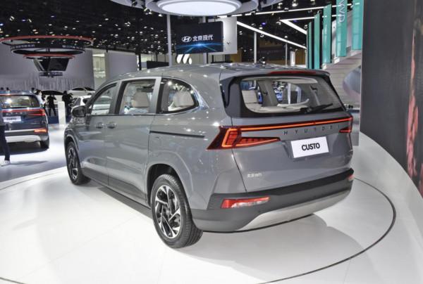 車長近5米,軸距超3米,16.98萬元起售的現代庫斯途配置厚道嗎? 車長近5米,軸距超3米,16.98萬元起售的現代庫斯途配置厚道嗎?