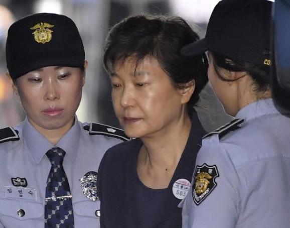 朴槿惠要出來了，登上過天安門，也曾親手毀掉中韓“蜜月期”