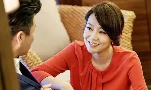 4位“逆生長”的女星，各有各的故事，越活越有韻味，最大50歲