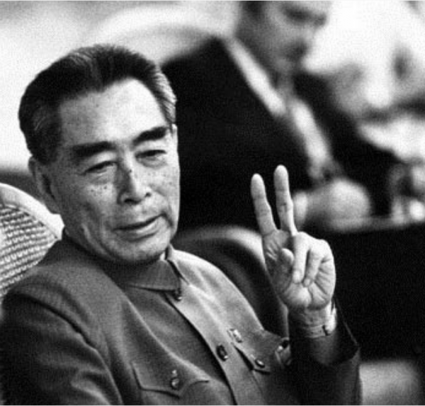 中尼珠峰主權歸屬引爭端，毛主席巧用妙招化解，挫敗印度不軌企圖