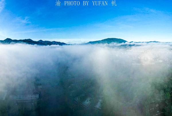 廣東六祖故里驚現神奇佛光，當地人說從未見過，遇見便會帶來好運