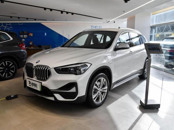 四驅豪華入門SUV，1.3L油耗自動擋大空間，帶你看寶馬X1新能源