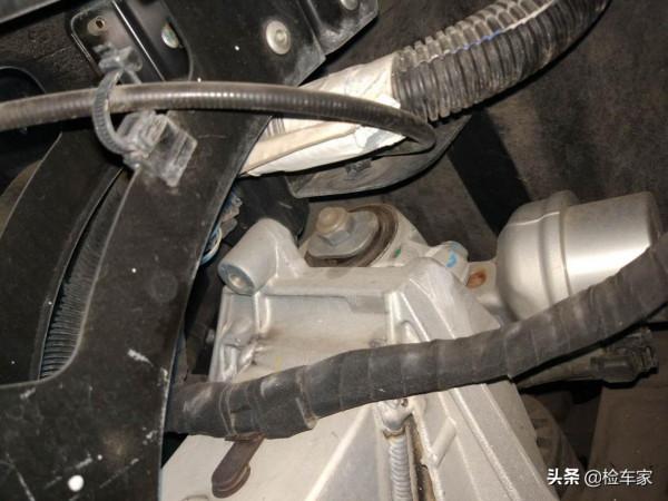 超跑裡面的“買菜車”，車商居然不敢收，這是為啥？
