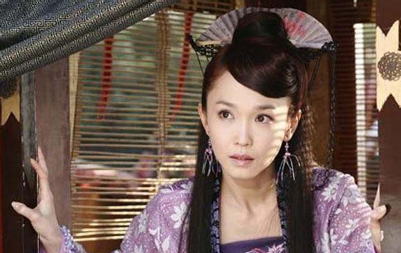 真的不要過度醫美!新加坡第一美女變成蔡明,蘋果肌比鼻子還高 真的不要過度醫美!新加坡第一美女變成蔡明,蘋果肌比鼻子還高