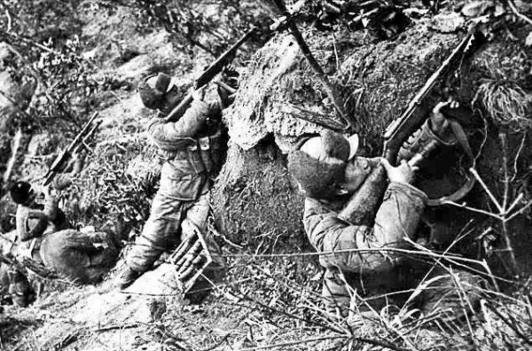 志願軍全域性被動,彭德懷如何向毛澤東彙報?朝鮮戰爭剖析16:悲愴 志願軍全域性被動,彭德懷如何向毛澤東彙報?朝鮮戰爭剖析16:悲愴