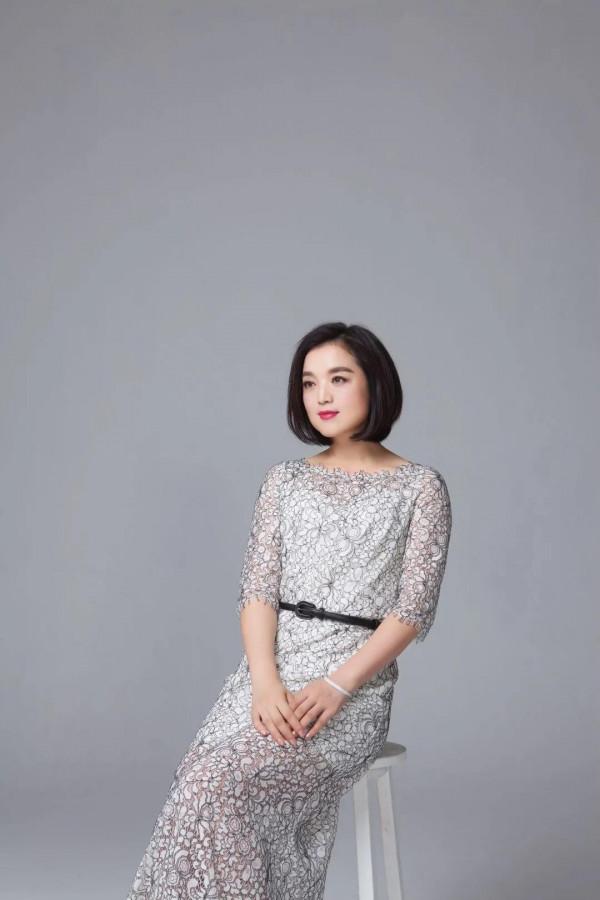 白雪,中國內地女歌手 白雪,中國內地女歌手