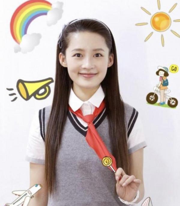 女星校服造型難駕馭？有人32歲仍像高中生，有人像媽偷穿女兒衣服