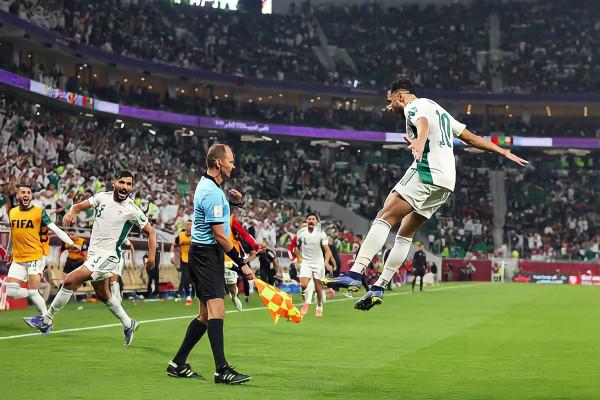 在國家隊建功,卻被俱樂部掃地出門!足壇再現“安貞煥事件” 在國家隊建功,卻被俱樂部掃地出門!足壇再現“安貞煥事件”