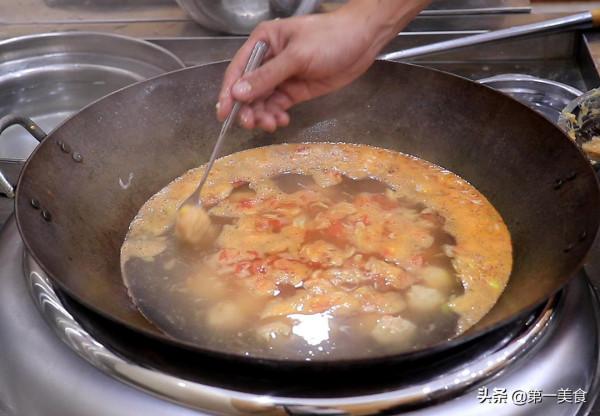 用雞胸肉竟然可以做成丸子湯，廚師長教你方法，Q彈十足，味道鮮