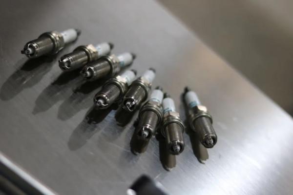 怪獸修車：翻新一輛13年的雷克薩斯GX460，最終滿血復活變新車