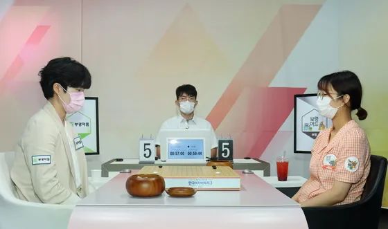 韓女聯衛冕冠軍火力全開 崔精全勝率隊連過兩關打回總決賽