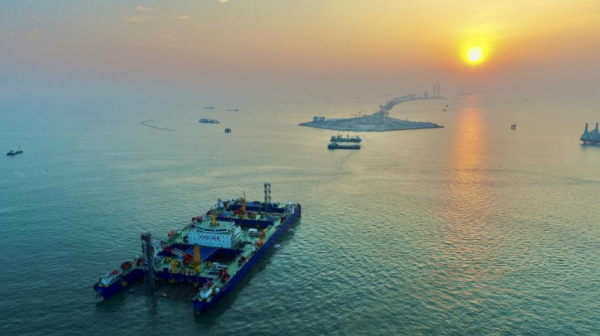 大海滿滿的都是水，那海底隧道是如何修建的？佩服工程師的智慧