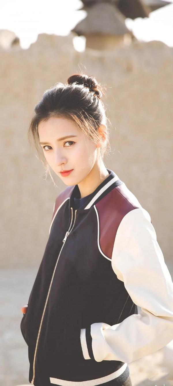 張予曦 御姐 全面屏桌布 張予曦 御姐 全面屏桌布