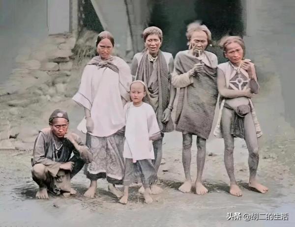 罕見的清朝老照片,原來劊子手長這樣,還有嫁給英國人的清朝女子 罕見的清朝老照片,原來劊子手長這樣,還有嫁給英國人的清朝女子