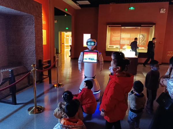 行業發展雙頻共振 | 小笨智慧用科技助力展館服務新徵程