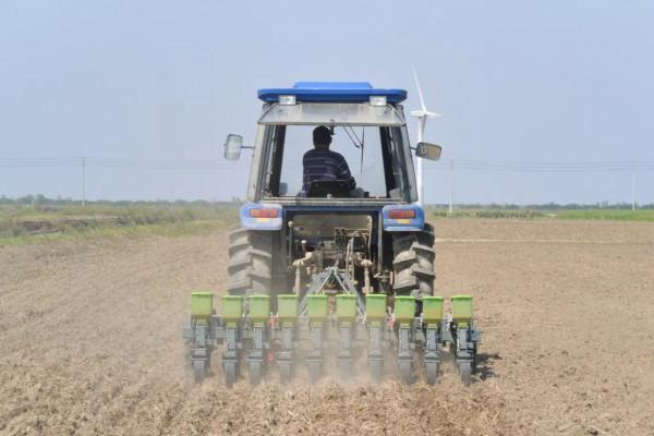 中國工程院院士羅錫文：無人農場是數字農業的實現途徑之一