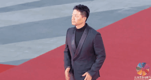 北影節閉幕紅毯:關曉彤難得美一回,馬伊琍變水嫩,段奕宏老來俏 北影節閉幕紅毯:關曉彤難得美一回,馬伊琍變水嫩,段奕宏老來俏