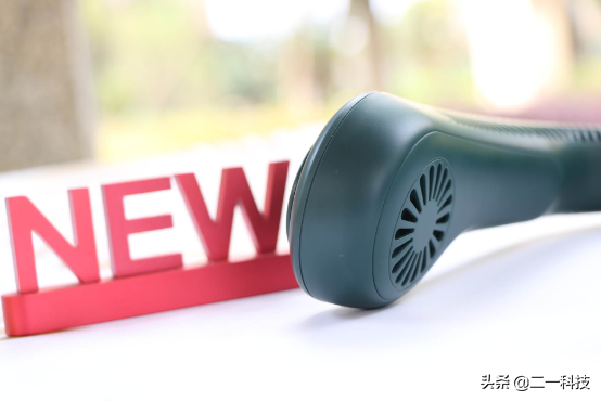 掛脖風扇新物種，讓你享受山間清爽的風