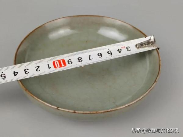 元代龍泉窯仿哥釉洗鑑賞