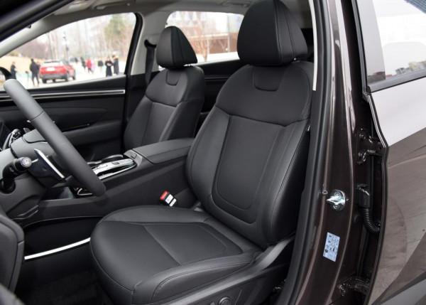 動力拔尖，空間寬裕，第五代途勝L哪款值得入手