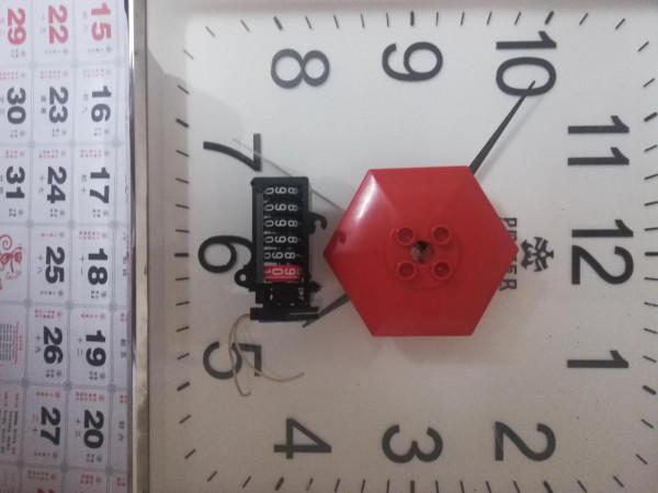 自然電子速度原子記憶時間＝對立統一正中法則＝晶體時間算機性質