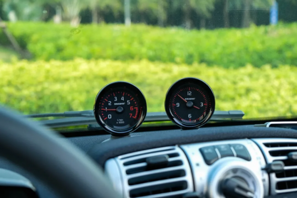 「阿站長開車」嚮往天空自由的小可愛——二手 敞篷SMART