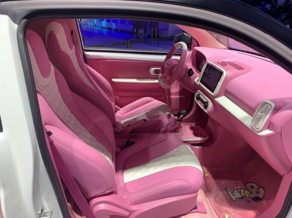 不到5萬元，有空調和氣囊，續航302km，科萊威是你的菜嗎