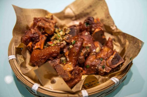 福州超神奇的一棟樓，建築按北斗七星狀排列，颱風來了都要繞著走