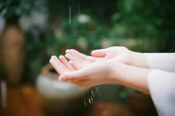 十首最為回味的古詩詞：人生自是有情痴，此恨不關風與月！